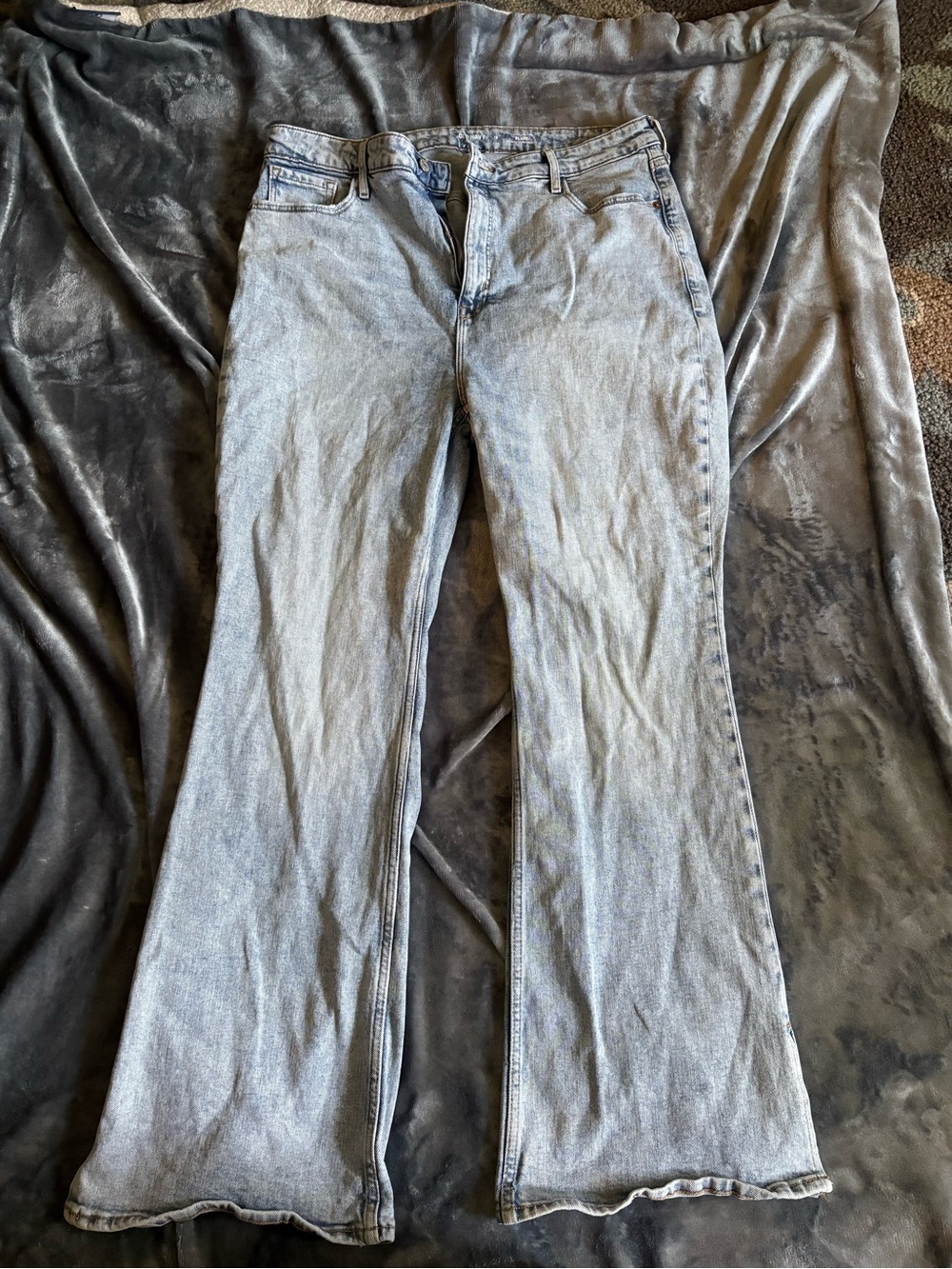 Old Navy Light Blue Flare Jeans size 16
